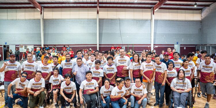 Abanderan a más de 80 paratletas tijuanenses rumbo a la Paralimpiada Nacional 2026