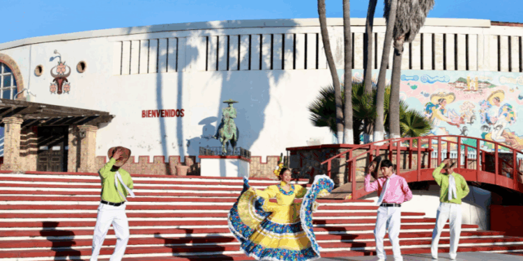 Celebran 28 aniversario de Casa de la Cultura Playas de Tijuana