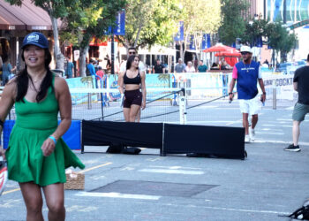 URBAN PICKLEBALL TRANSFORMA LAS CALLES DEL GASLAMP QUARTER