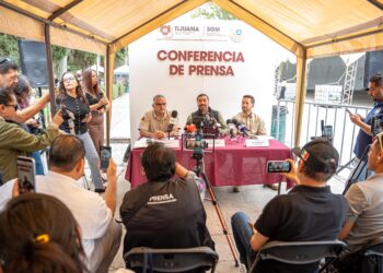 Ayuntamiento de Tijuana atiende deslizamiento en colonia Sánchez Taboada