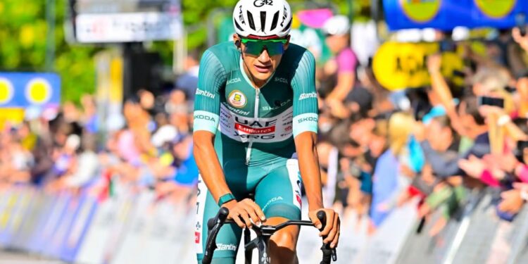 Isaac del Toro se corona campeón del Tour de Alemania 2026 y suma su cuarto título de la temporada