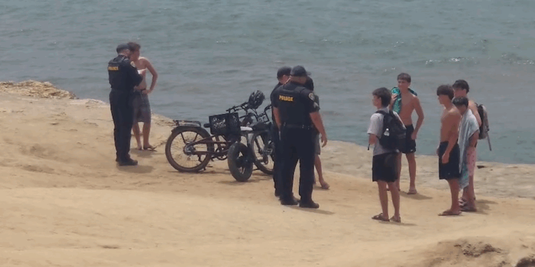 aumentan-patrullajes-multas-sunset-cliffs-accidentes-saltos-ilegales
