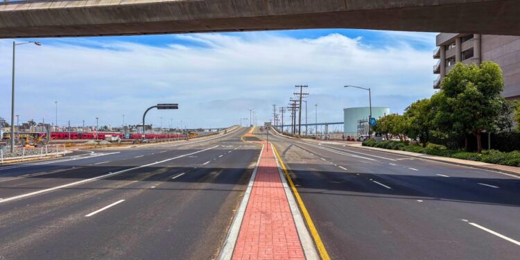 San Diego reabre Harbor Drive tras reemplazar tubería de alcantarillado de 85 años