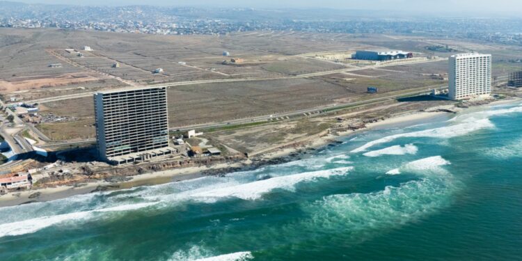 Foro Binacional busca atraer inversión hotelera a Baja California