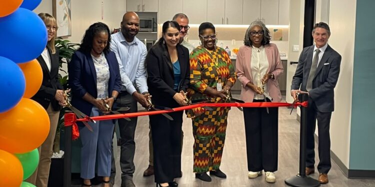Inauguran sede de centro de recursos familiares al suroeste del condado