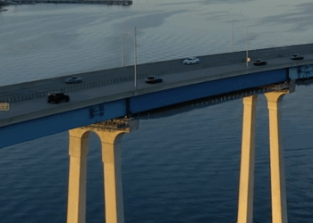 Puente Coronado instalará barreras contra suicidios