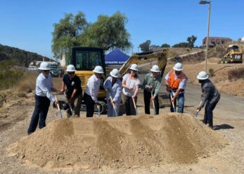 La Autoridad de Sweetwater da el banderazo inicial de nuevo proyecto hídrico