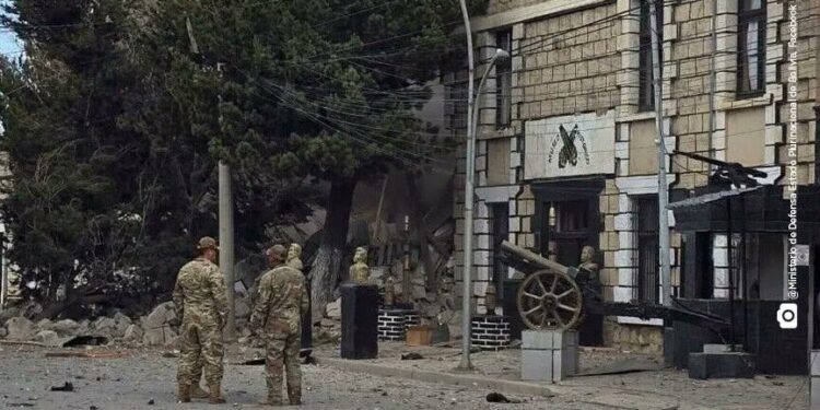 Explosión en cuartel militar de Bolivia dejó muertos, heridos y daños en viviendas