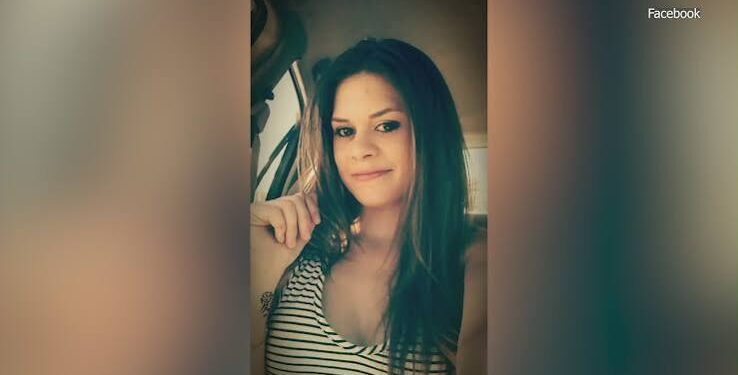 Mujer acusada de provocar choque mortal contra autobús de Metro se declara no culpable