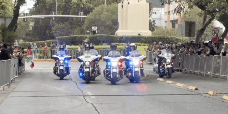 Tijuana conmemora el 216 aniversario de la Independencia con desfile cívico militar