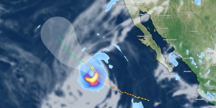 Huracán Marie amenaza con lluvias y fuerte oleaje durante Labor Day en San Diego