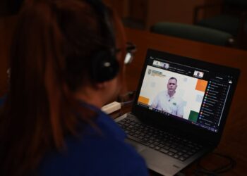 UABC recibe a nueva generación de estudiantes en línea y estrena Ingeniería de Datos e Inteligencia Artificial