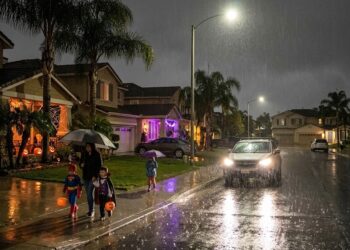 San Diego espera un sábado de Halloween nublado y lluvioso