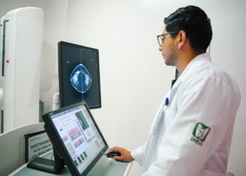 IMSS Baja California invita a mujeres a realizarse mastografía para detectar cáncer de mama a tiempo
